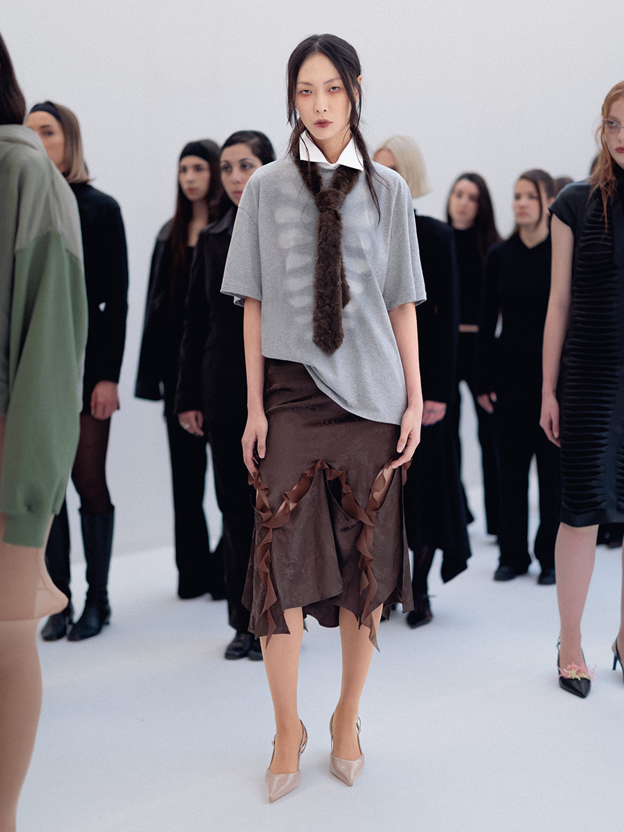 KIKKI CUT-OUT JAQUARD SKIRT