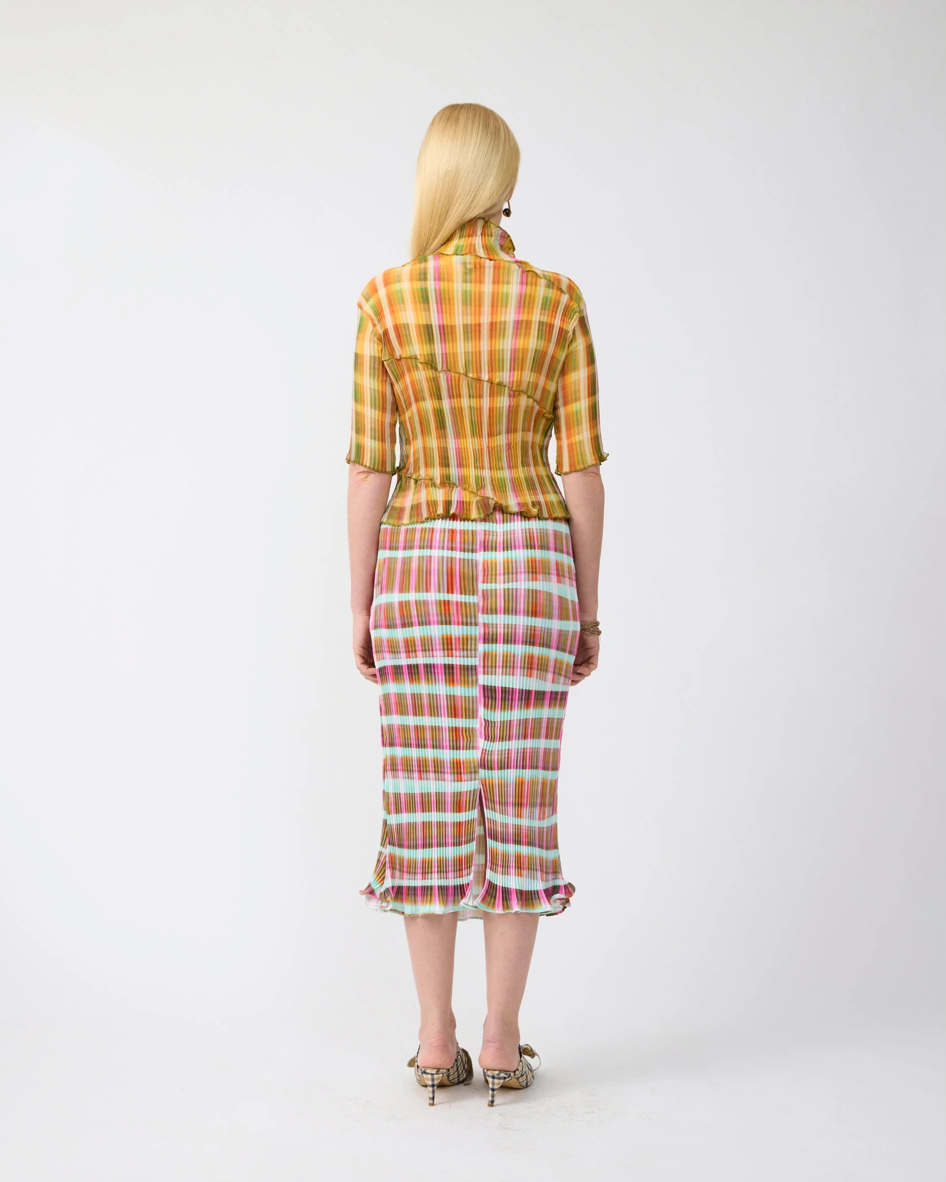 Lasse Pleated Top in Tarek