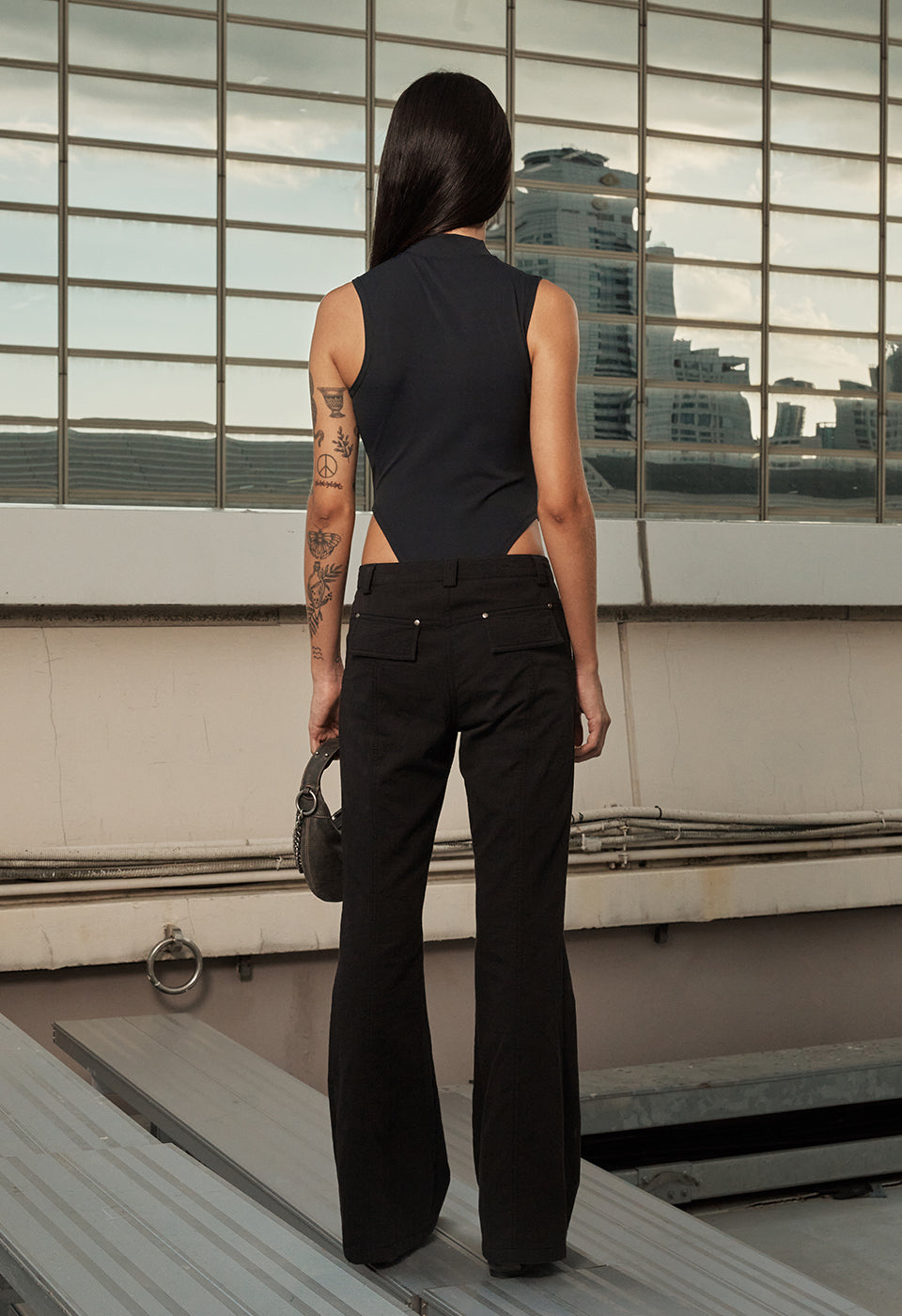 TURTLENECK BODYSUIT BLACK