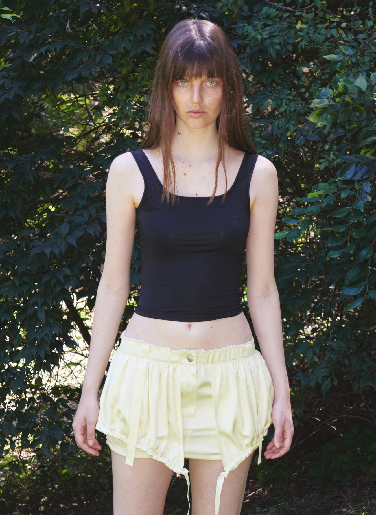 SYMBOL OPEN BACK TANK BL