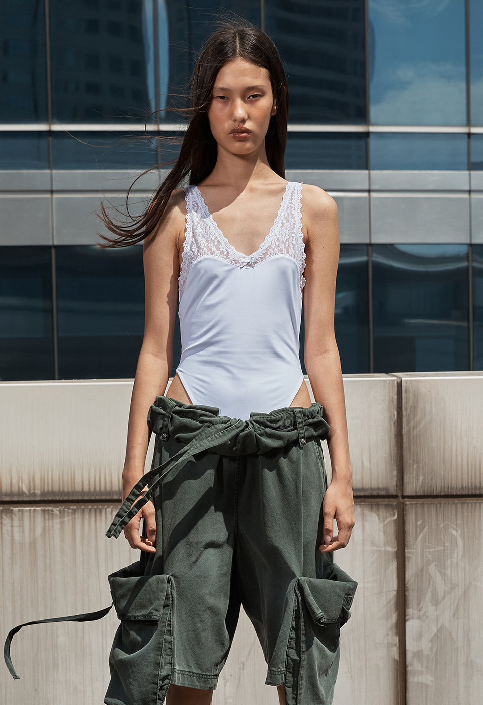 LACE TRIM BODYSUIT WHITE