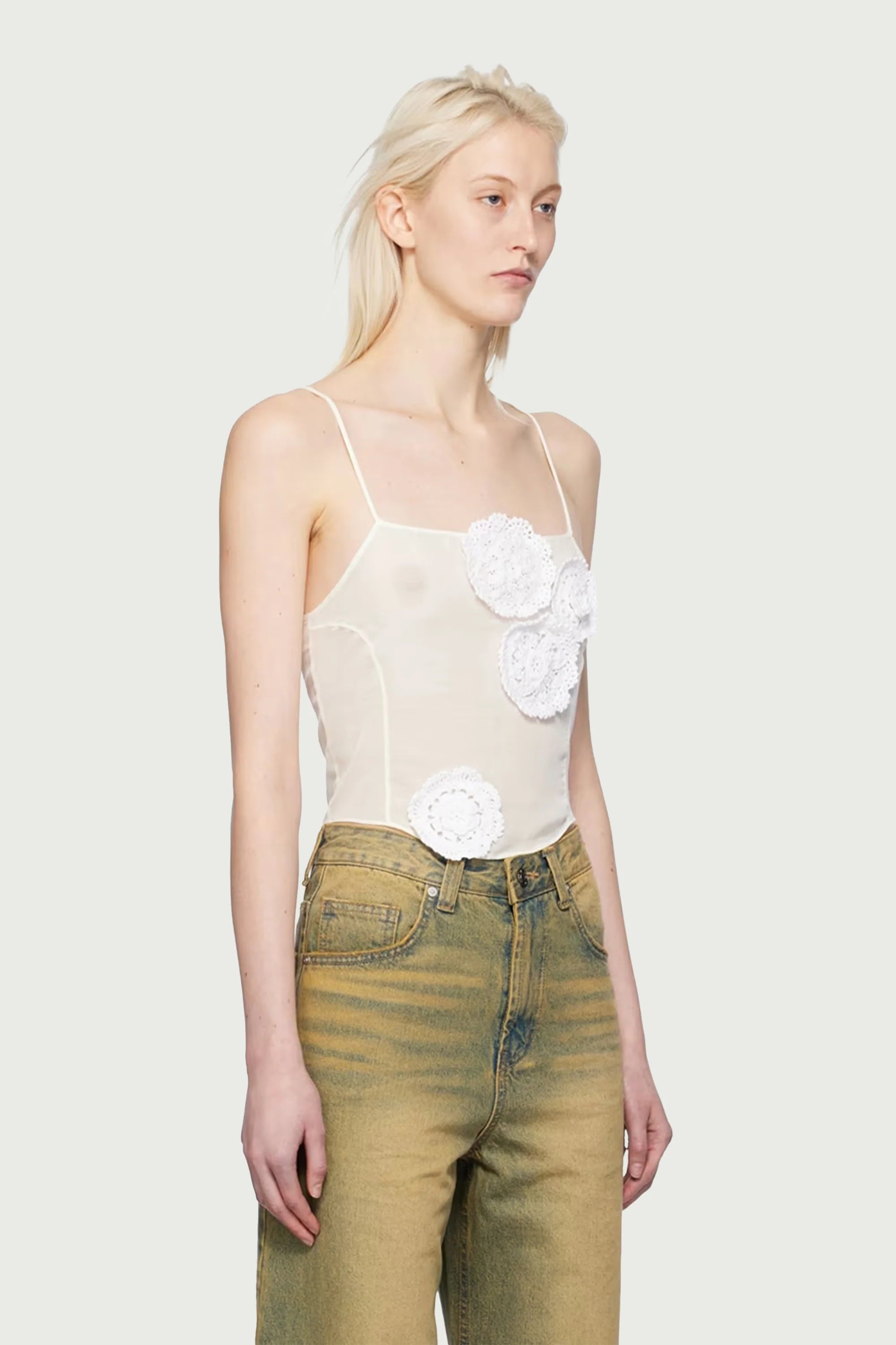 FLOWER APPLIQUÉ SHEER TOP IVORY