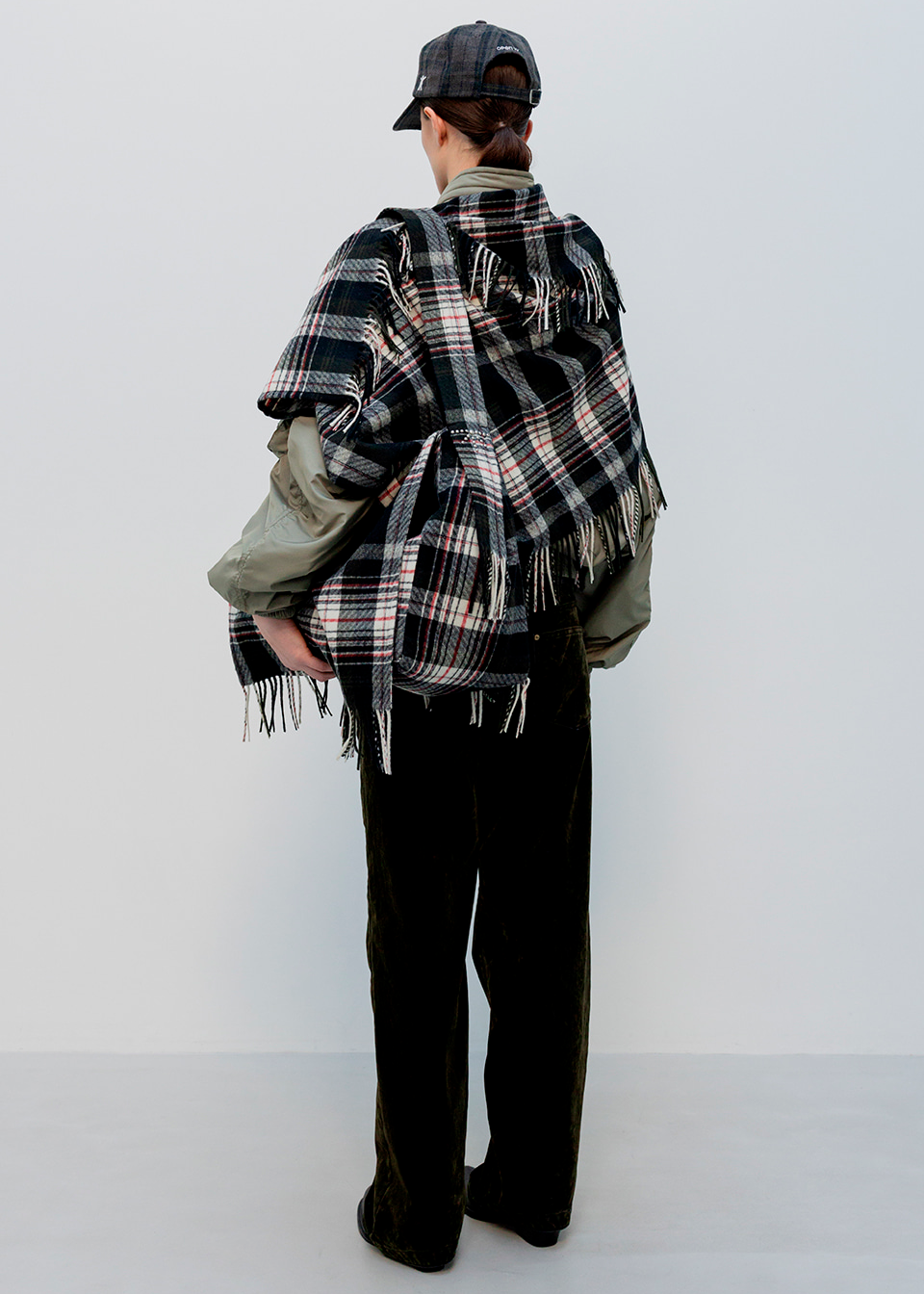 FRINGED ZIP SHAWL - MULTI
