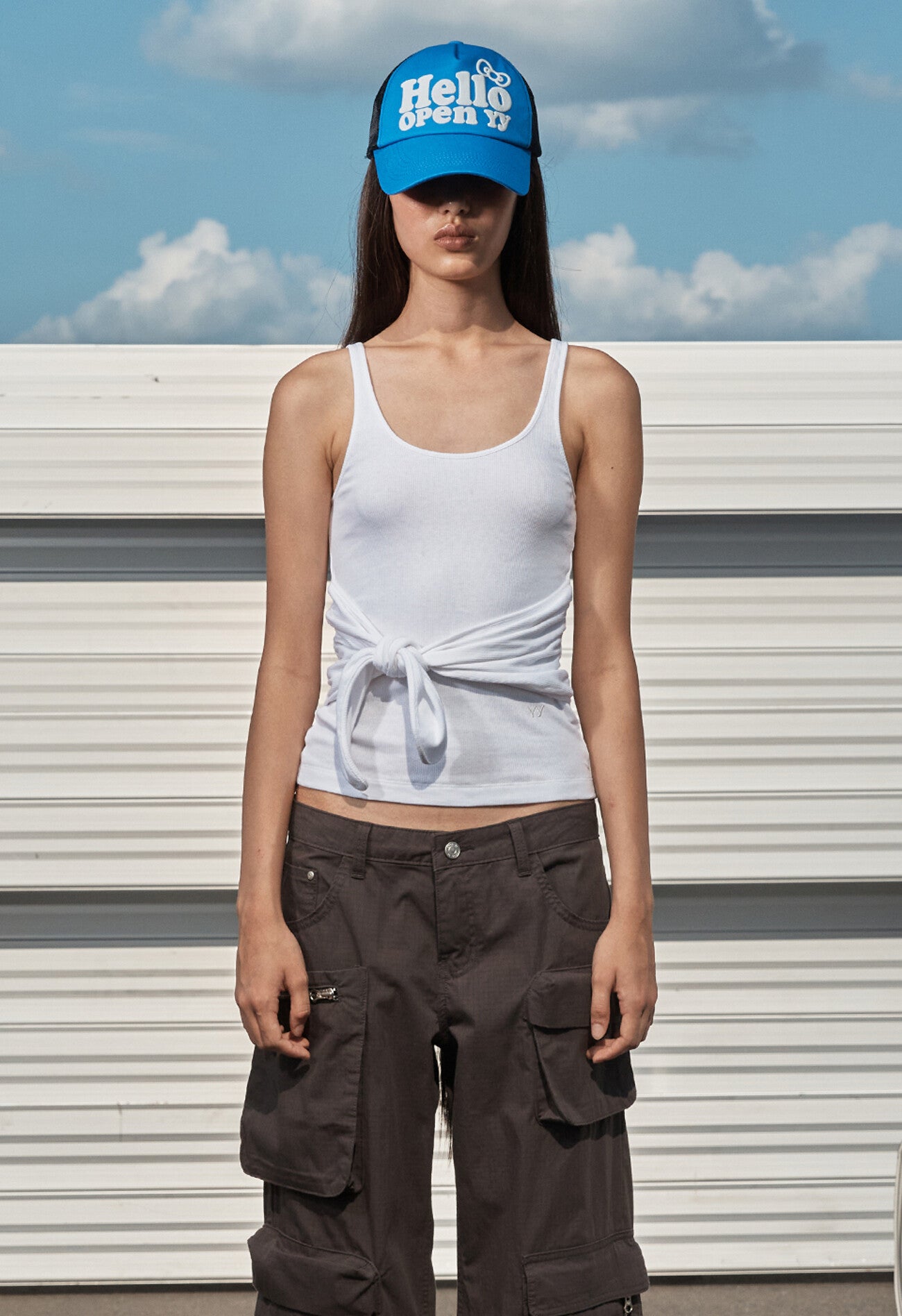 KNOTTED SLEEVELESS WHITE