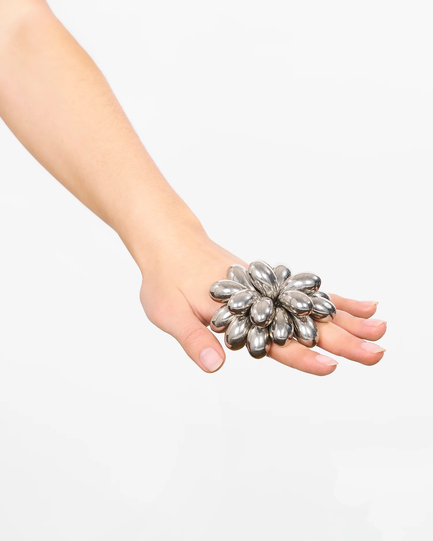 SILVER PISTIL BALL RING