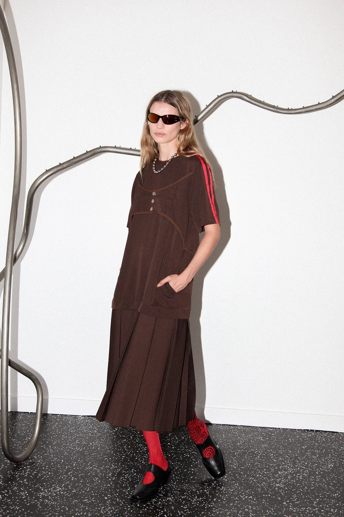 BOX PLEAT DRESS - MUD