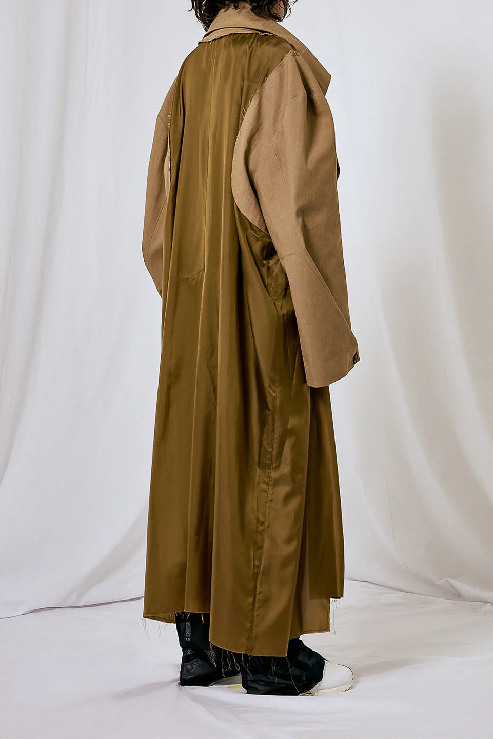 DECONSTRUCTED TRENCH