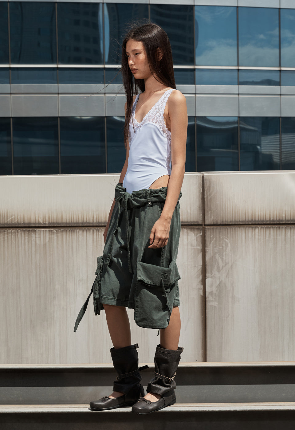 LACE TRIM BODYSUIT WHITE