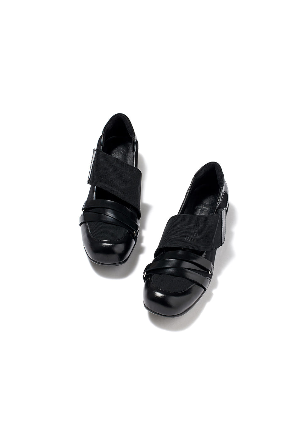 CROSS BAND MESH FLATS