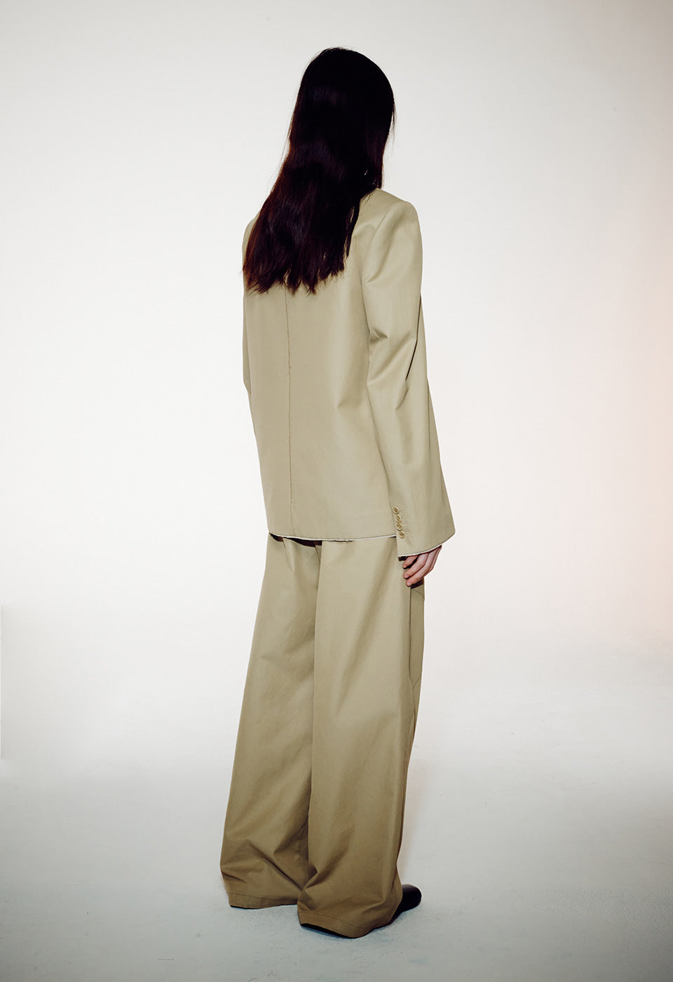 RAW EDGE SINGLE-BREASTED BLAZER BEIGE