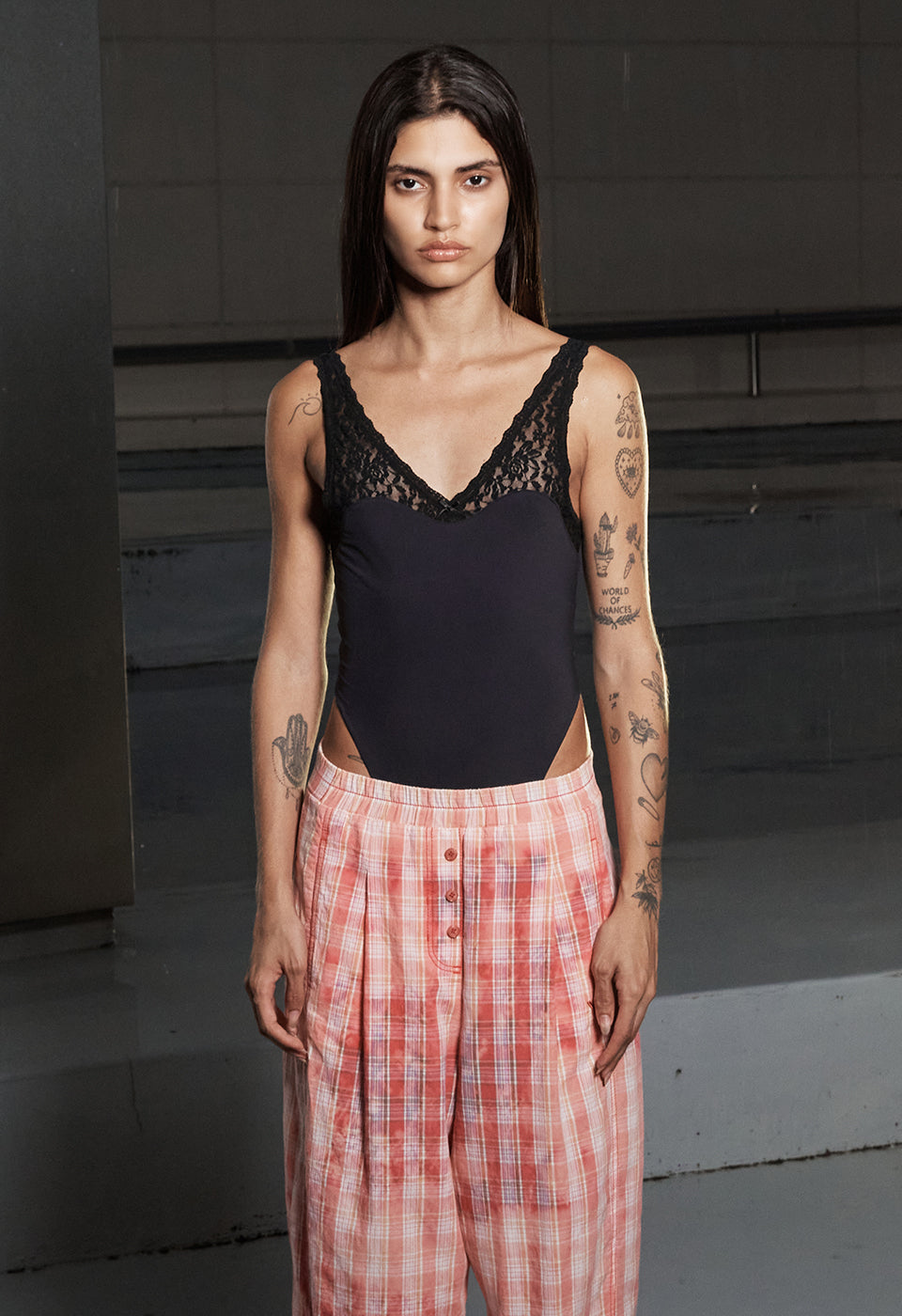 LACE TRIM BODYSUIT BLACK