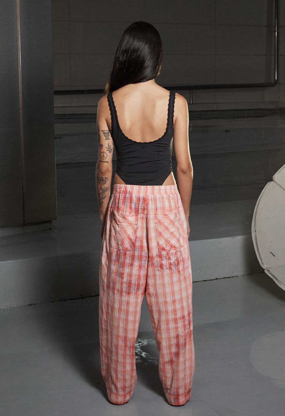 LACE TRIM BODYSUIT BLACK