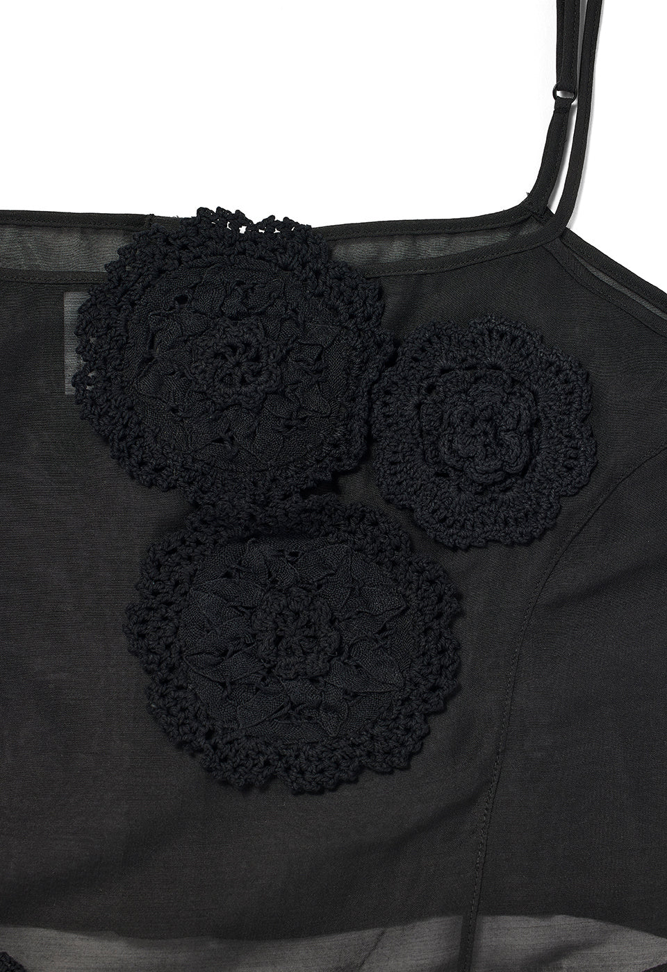 FLOWER APPLIQUÉ SHEER TOP BLACK