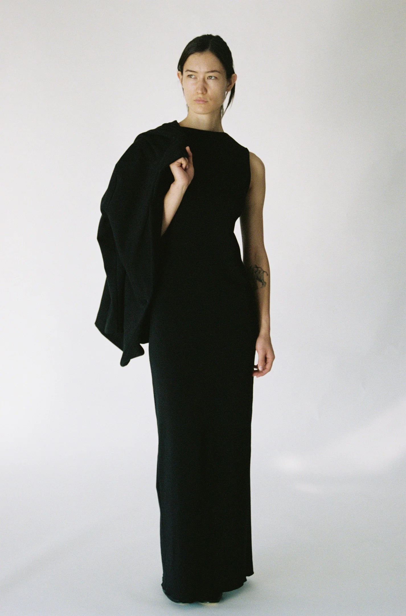 LONG BLACK DRESS