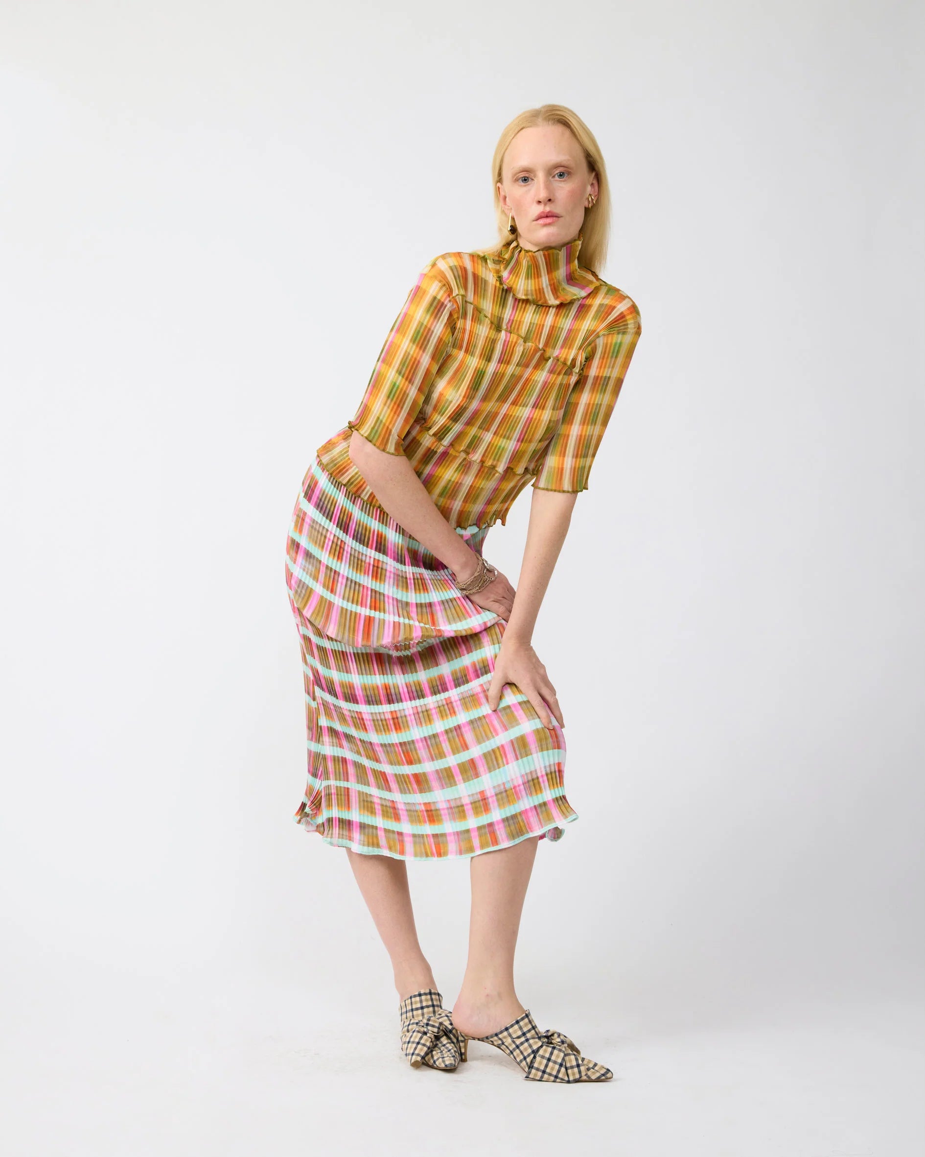 Lasse Pleated Top in Tarek
