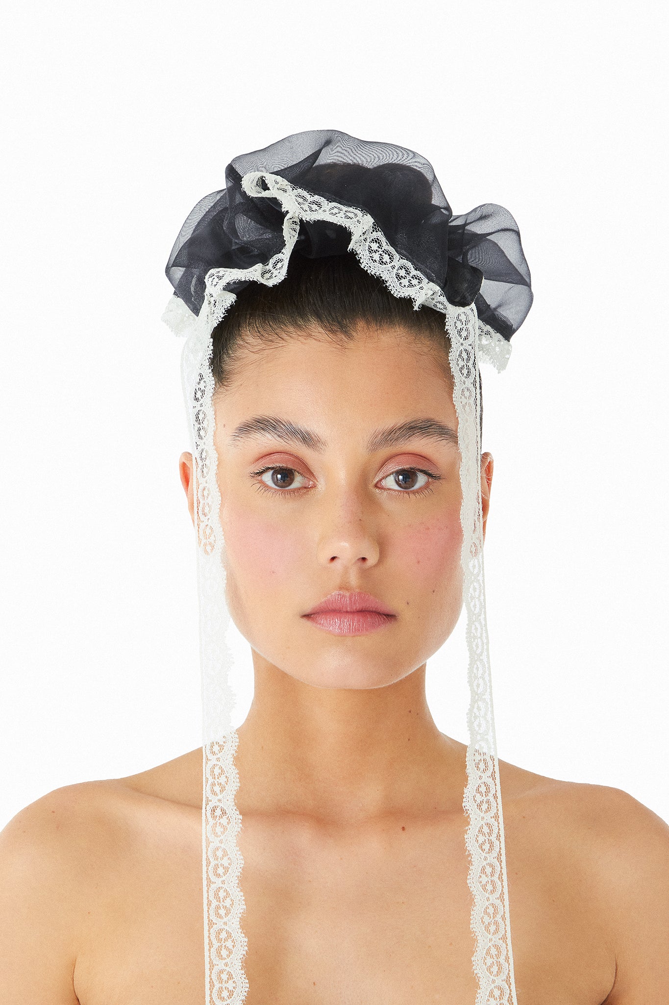 SCRUNCHIE - BLACK