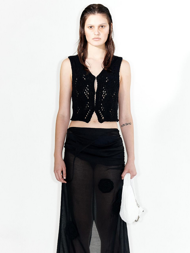 ARGYLE POINTELLE KNIT VEST BLACK