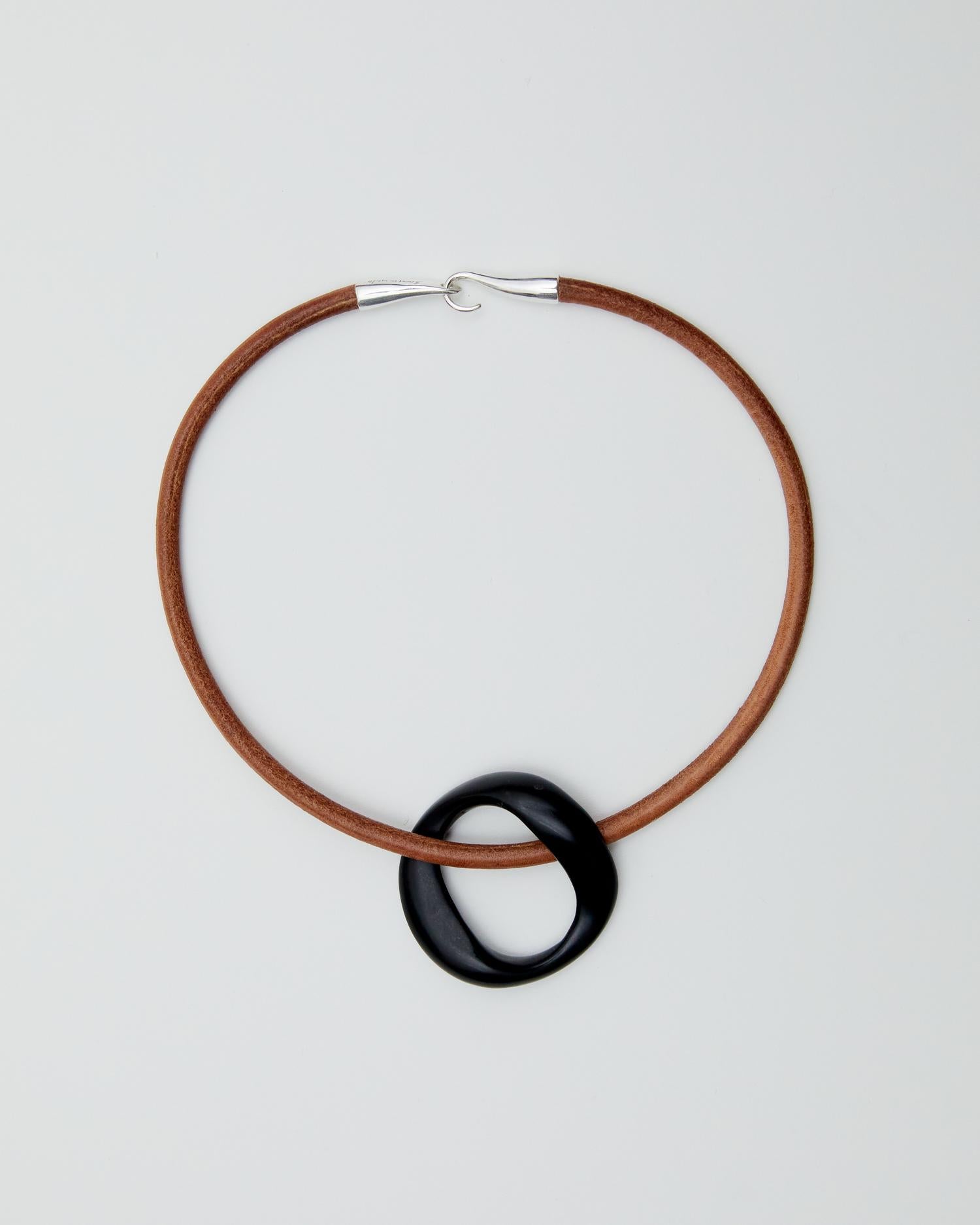 E POI BRACELET/NECKLACE (Black Agate)