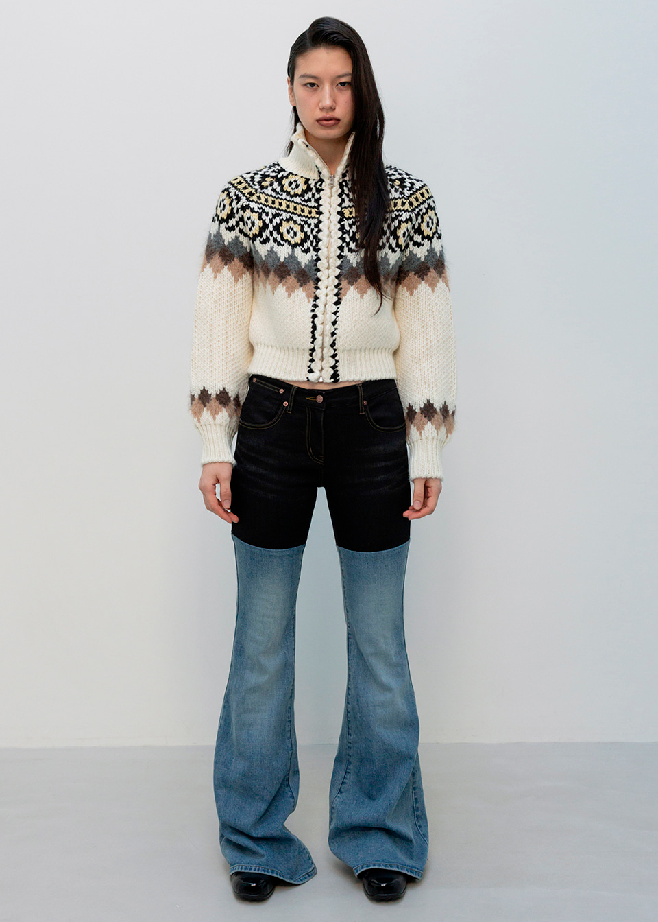 COLOR BLOCK BOOTCUT JEANS