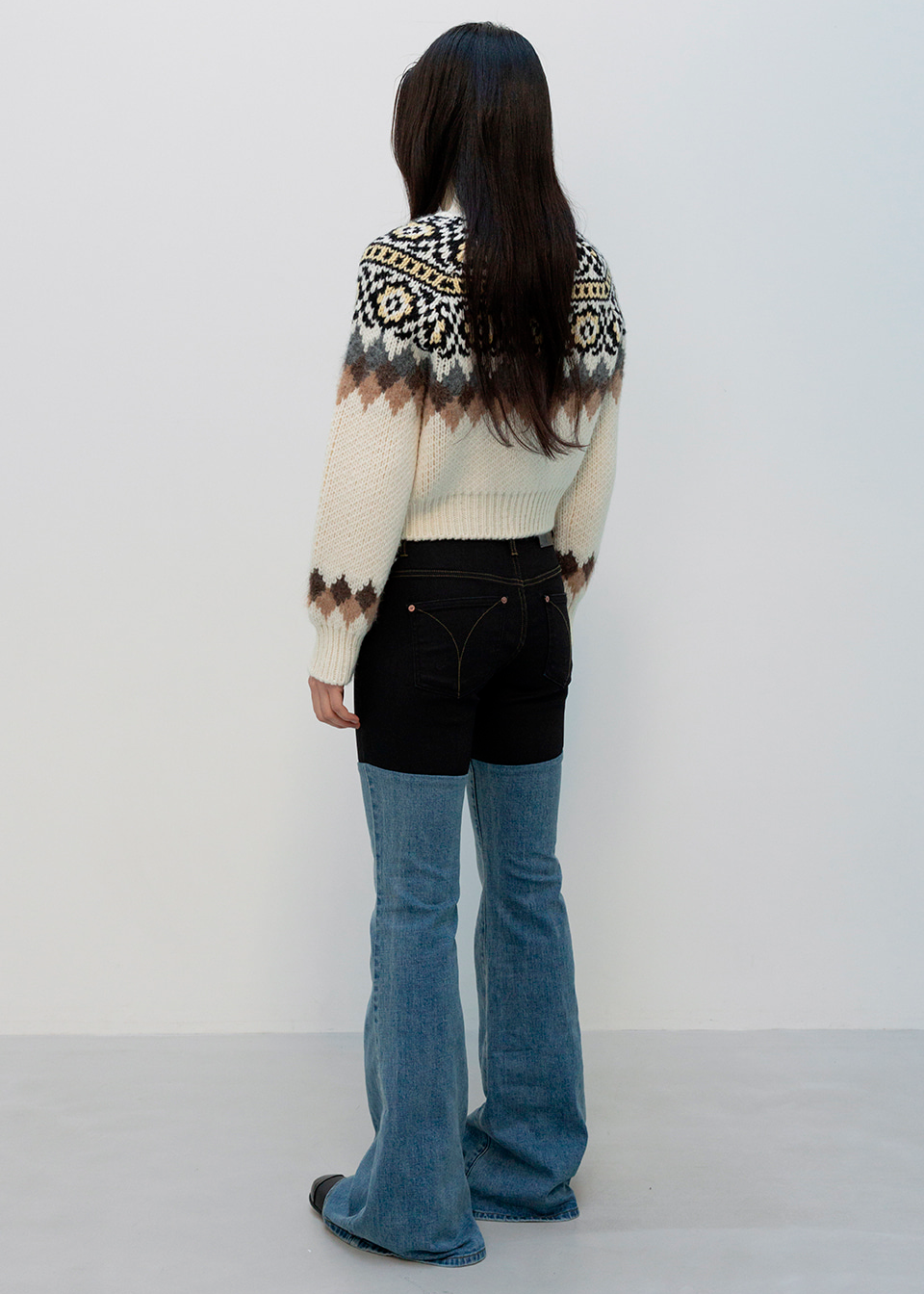 COLOR BLOCK BOOTCUT JEANS