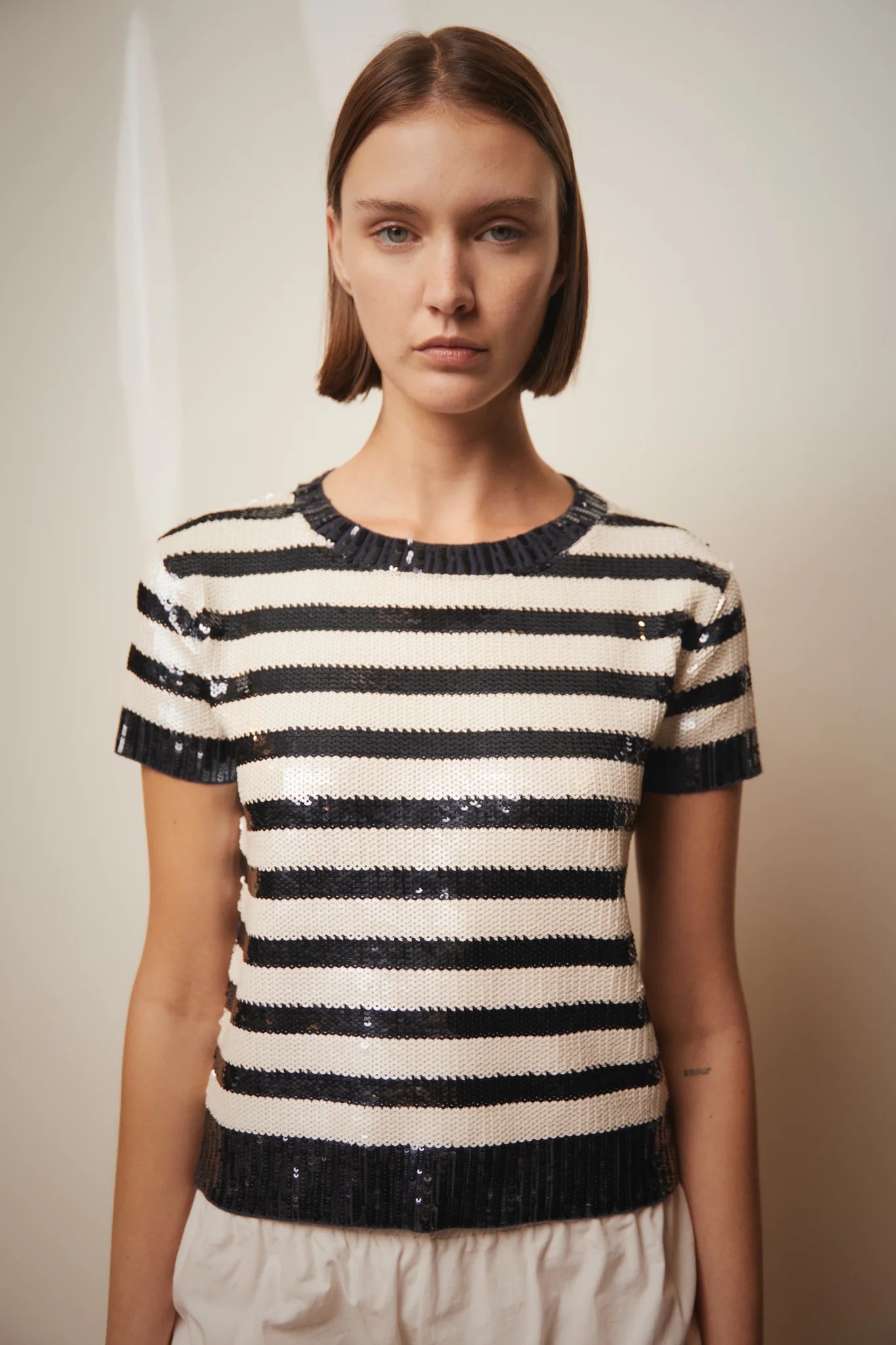 EMBROIDERED SEQUIN T-SHIRT