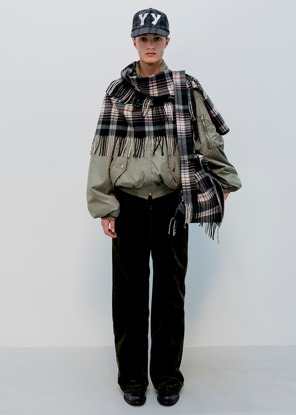 FRINGED ZIP SHAWL - MULTI