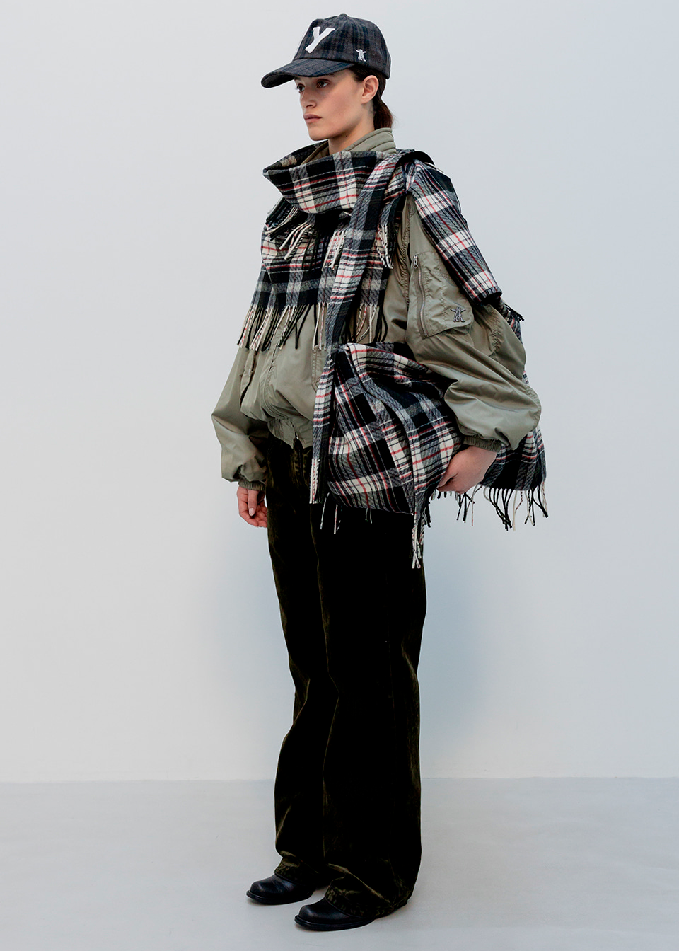 FRINGED ZIP SHAWL - MULTI