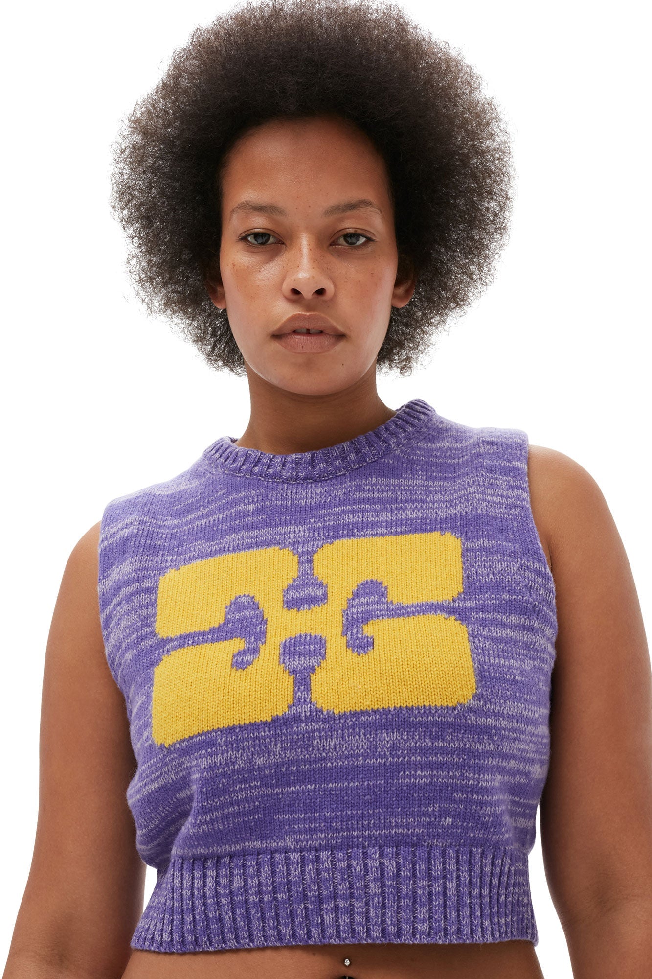 GRAPHIC CROPPED VEST