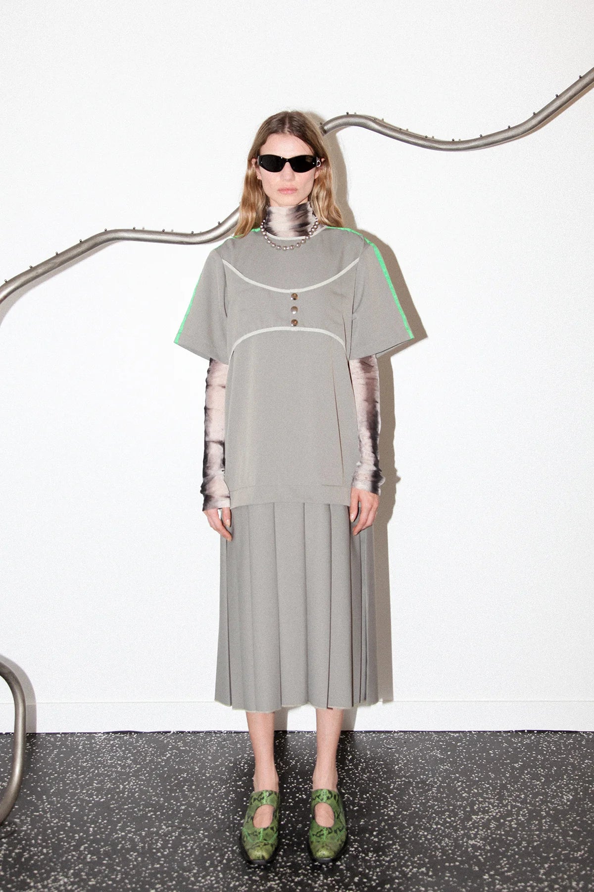 BOX PLEAT DRESS - ASH