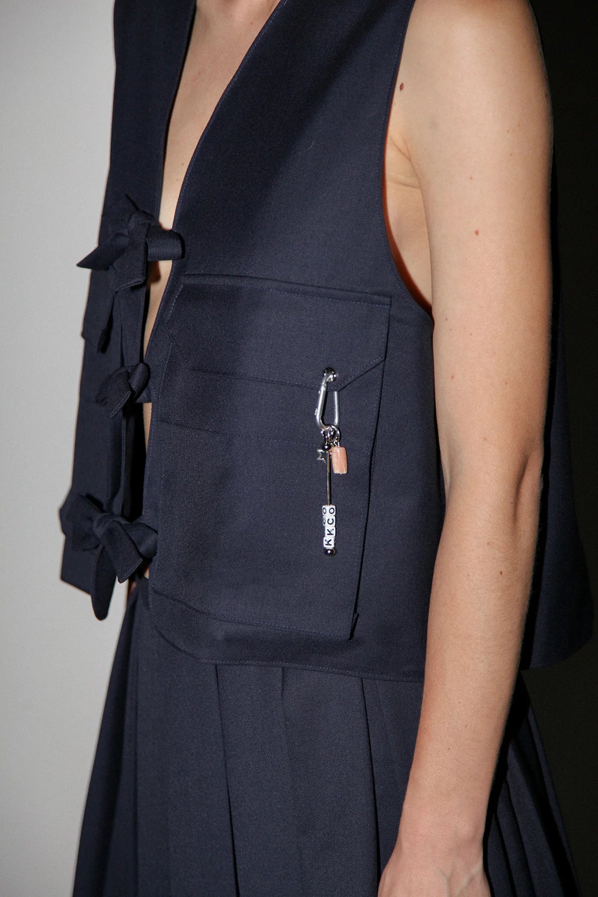 FIELD VEST