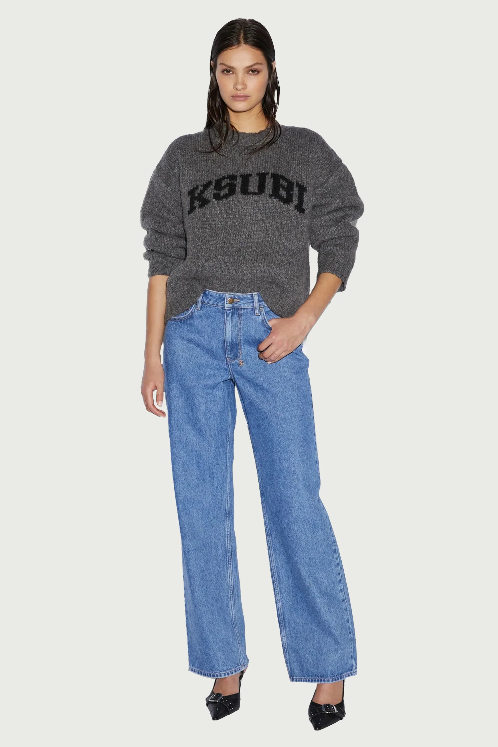 MOMENT SWEATER CHARCOAL