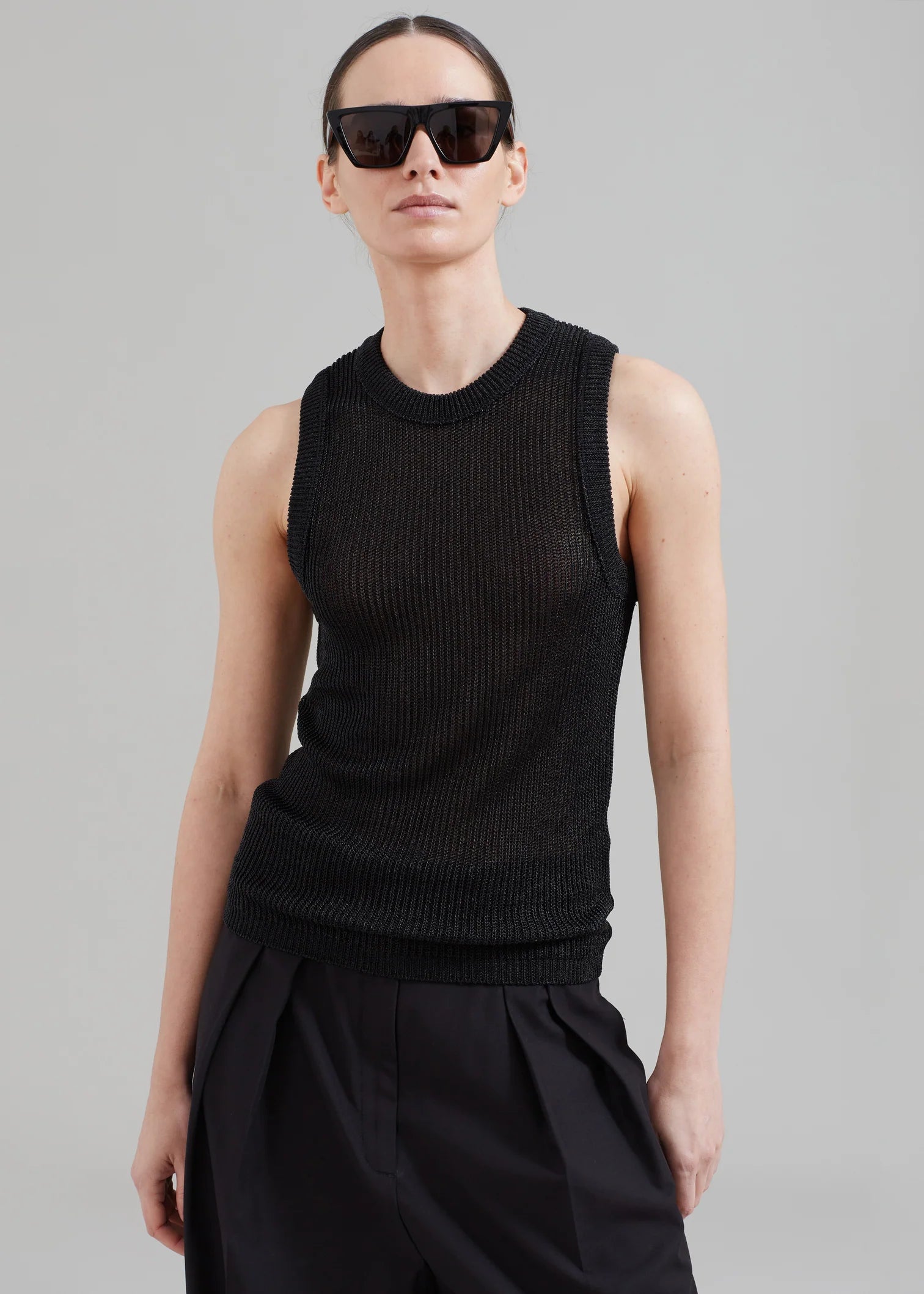 RESORT SLEEVELESS TOP B