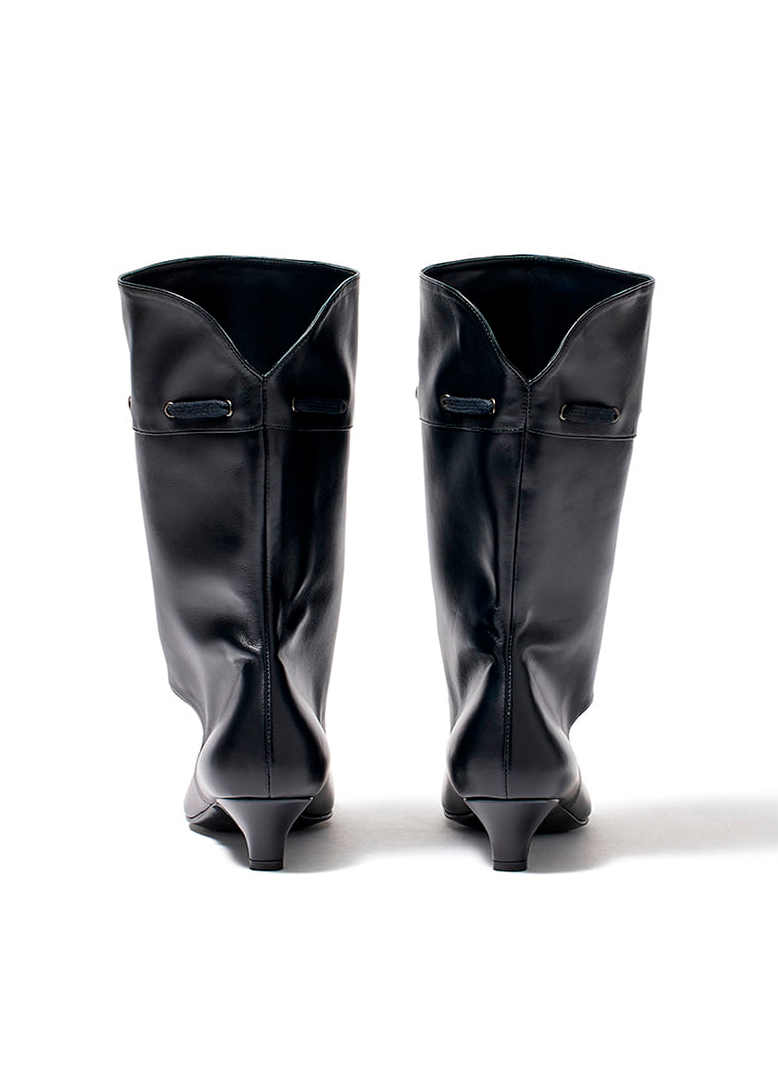 SLOUCHY CUT-OUT HEELS
