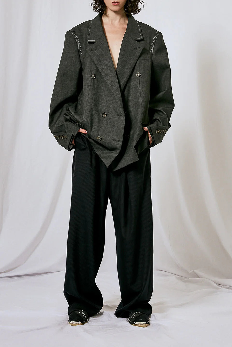DOUBLE BREASTED BLAZER
