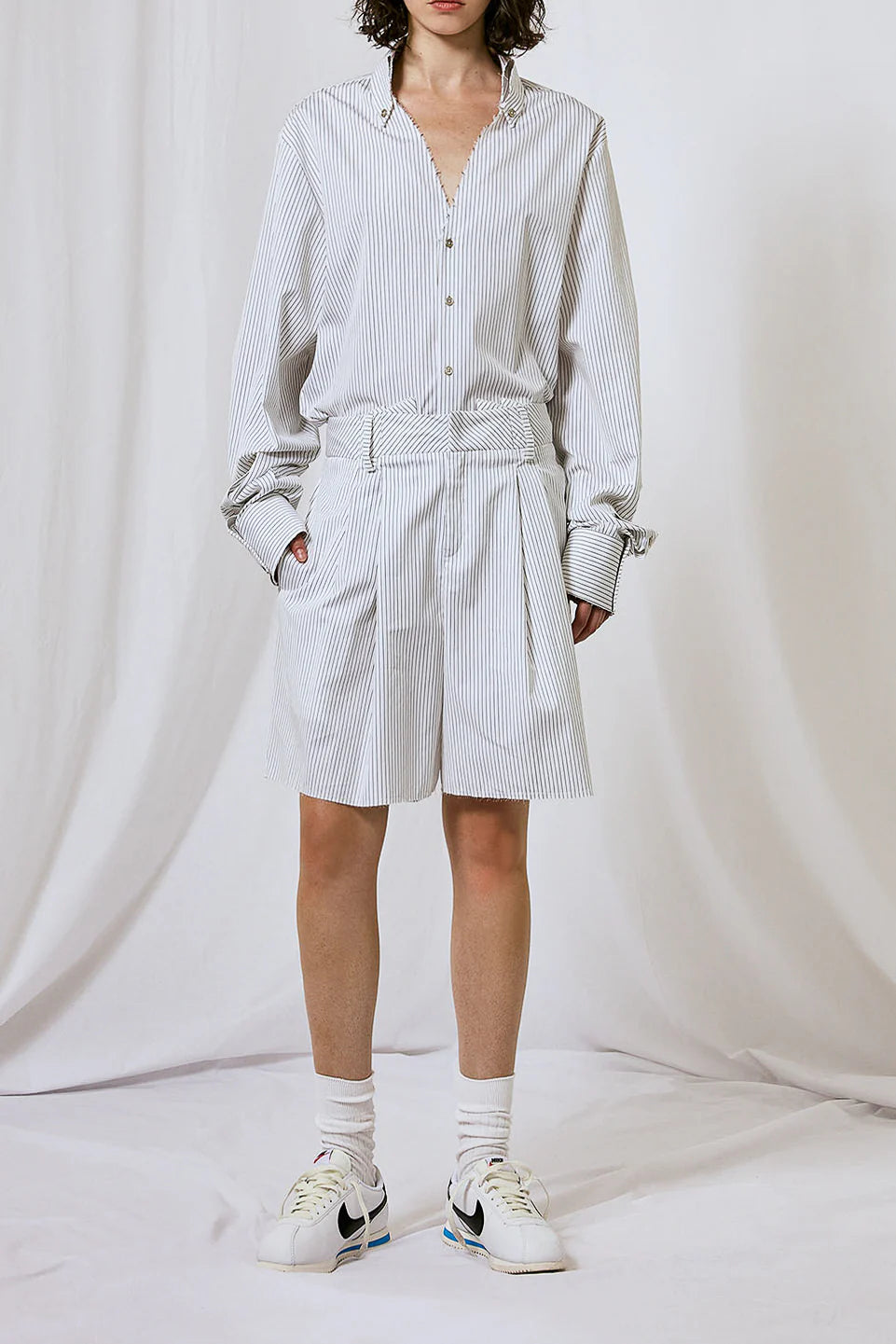 CUT COLLAR SHIRT