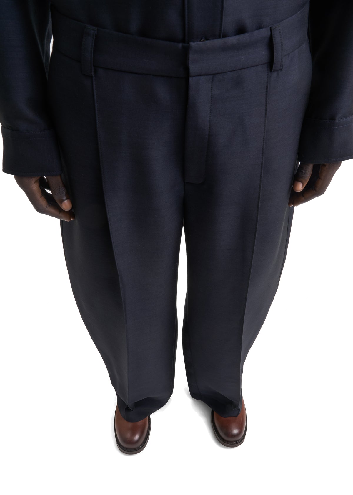 PLEATED WIDE TROUSER