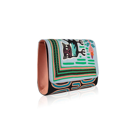 UAGAED KUNA CLUTCH