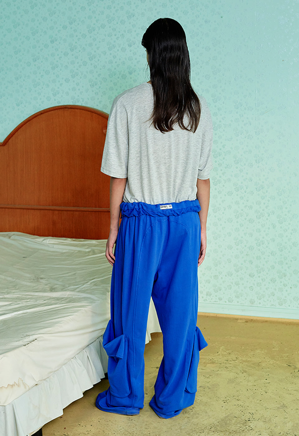 ROLLED WAIST SWEAT CARGO PANTS