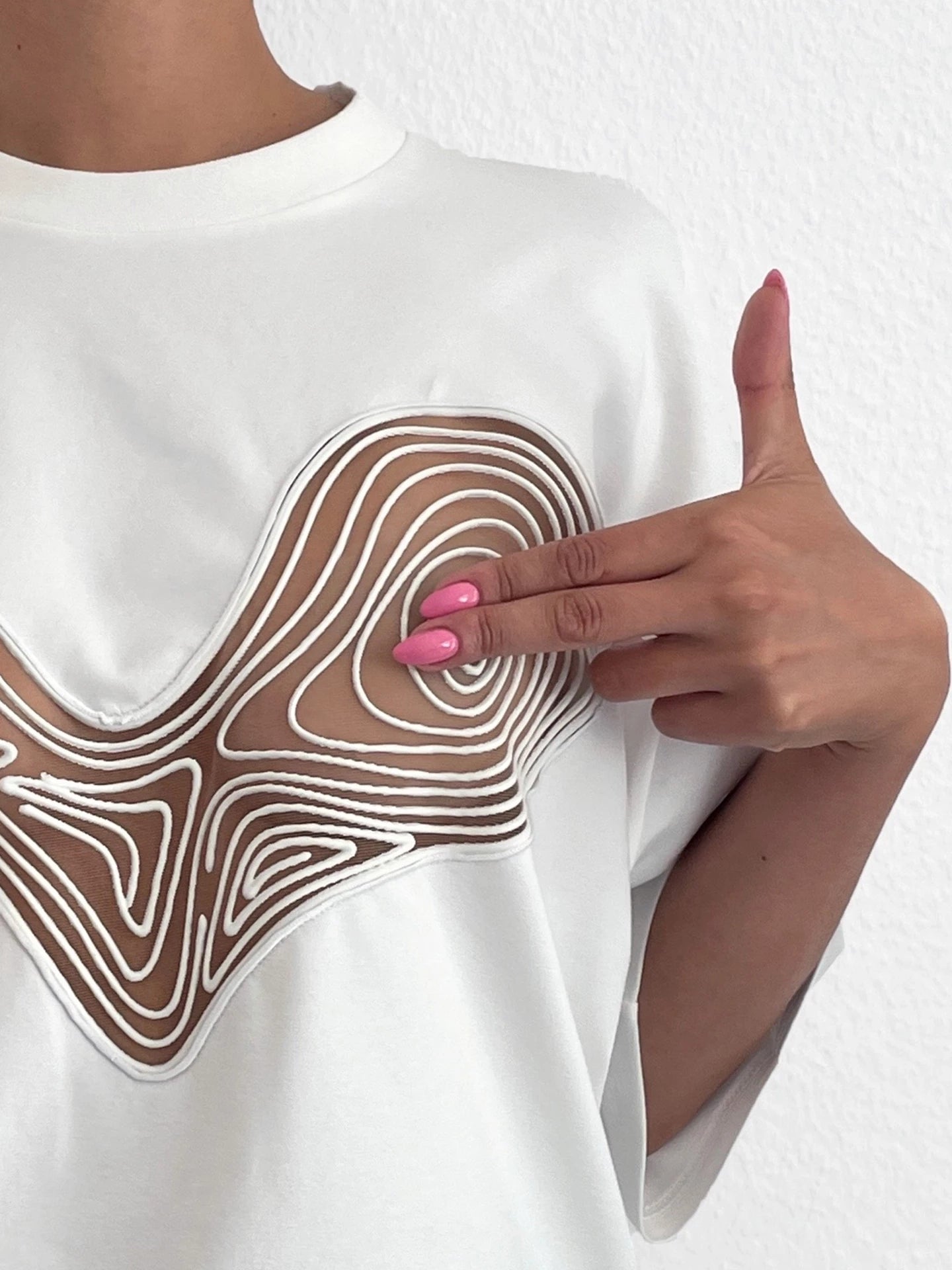 WHITE HEART T-SHIRT