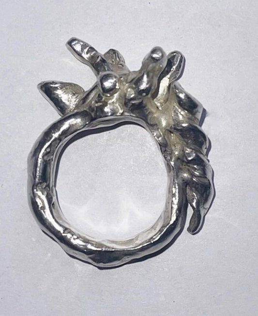 THE ‘RUSALKA CROWN’ RING