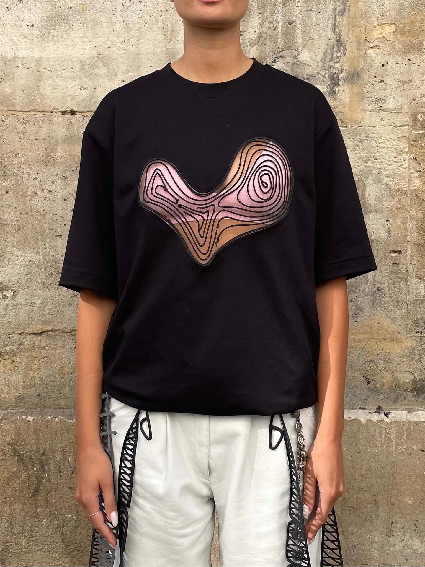 BLACK HEART T-SHIRT